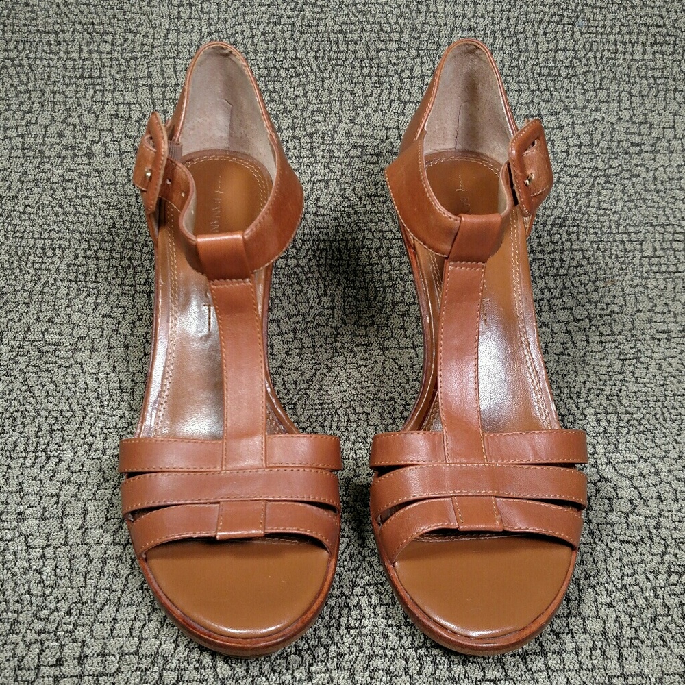 Banana Republic Tan Heeled Sandal